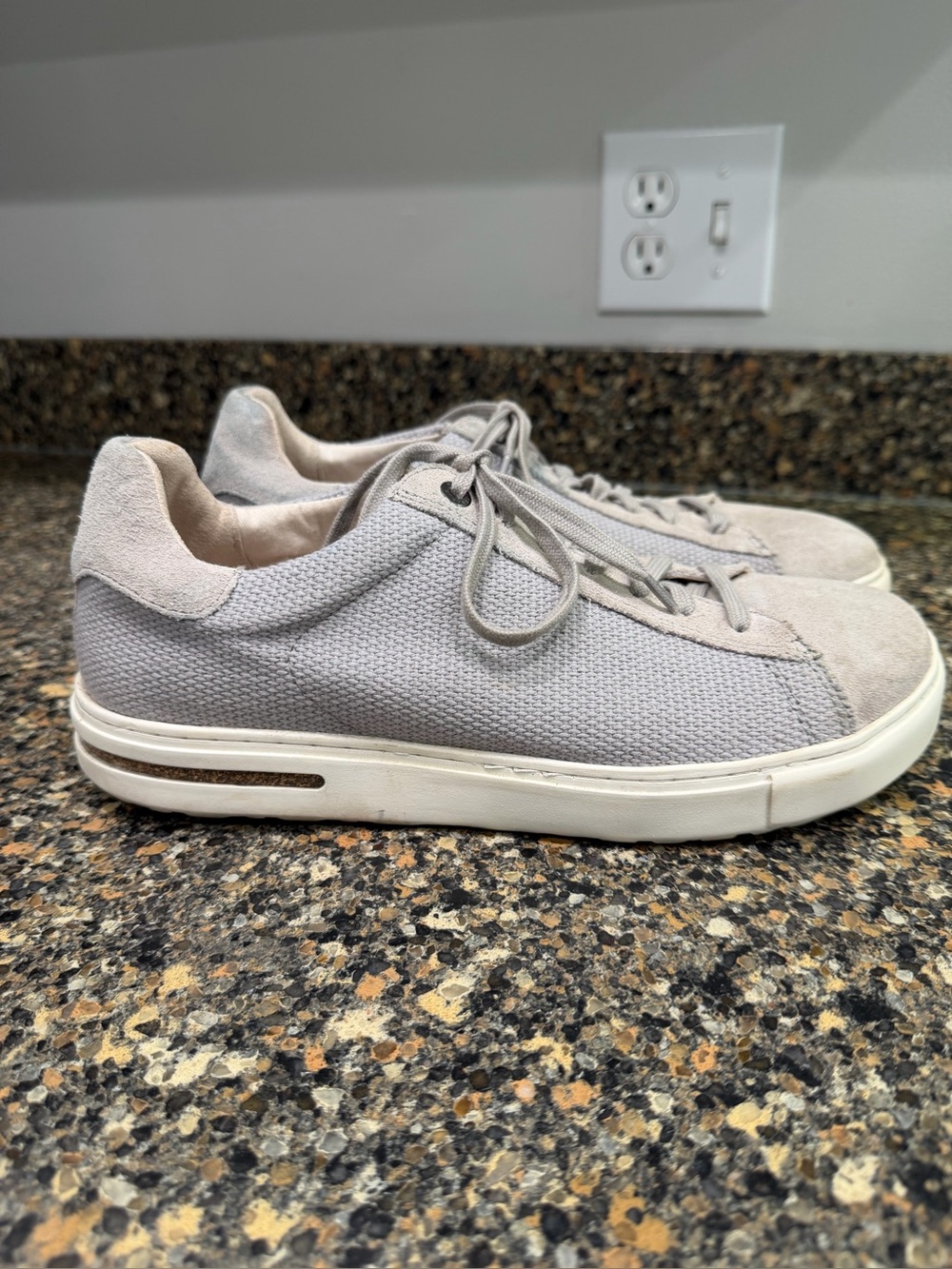 Birkenstock 42  Casual Low-Top Men's Sneakers in Light Gray